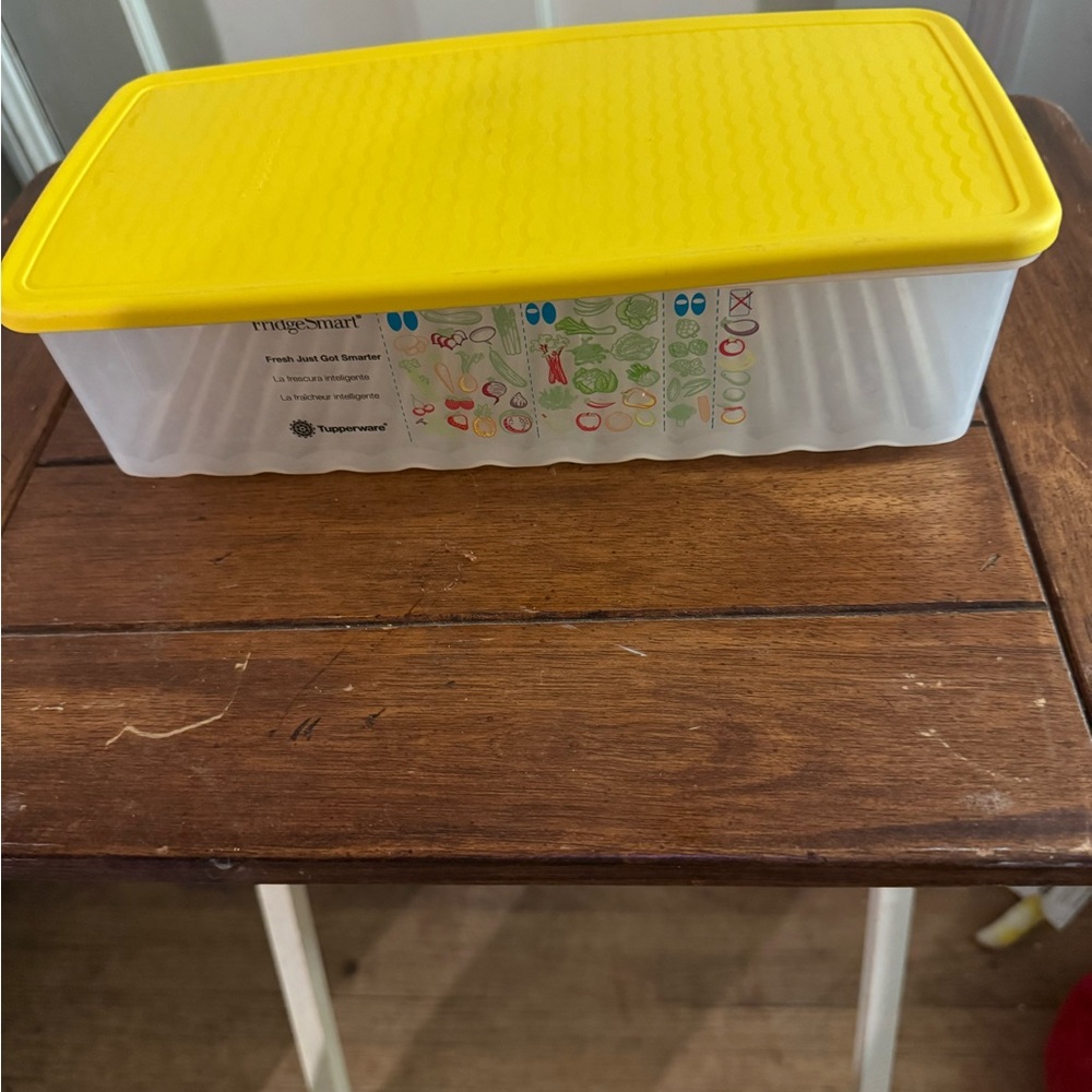 Tupperware FreshSmart Yellow Lid Container